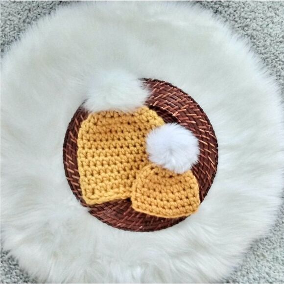 Mommy & Me Chunky Knit Crochet Hat Set - Picture 1 of 7